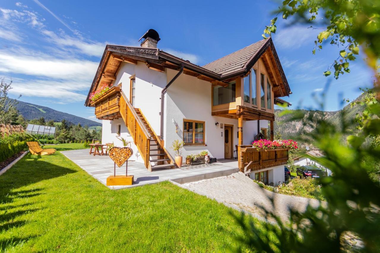 Apartment Dolomites Nest Сан-Мартино-ин-Бадия Экстерьер фото
